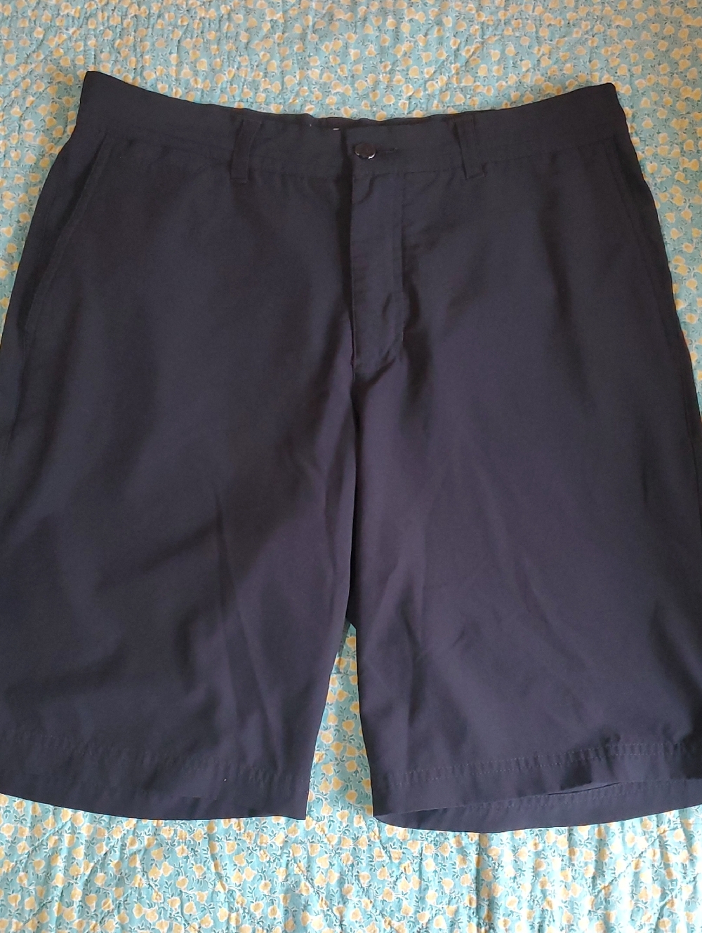 3/$15 Nike Golf Shorts Sz 32